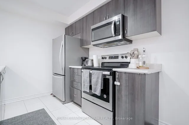 Additional property image - 200 Veterans Dr Unit #36