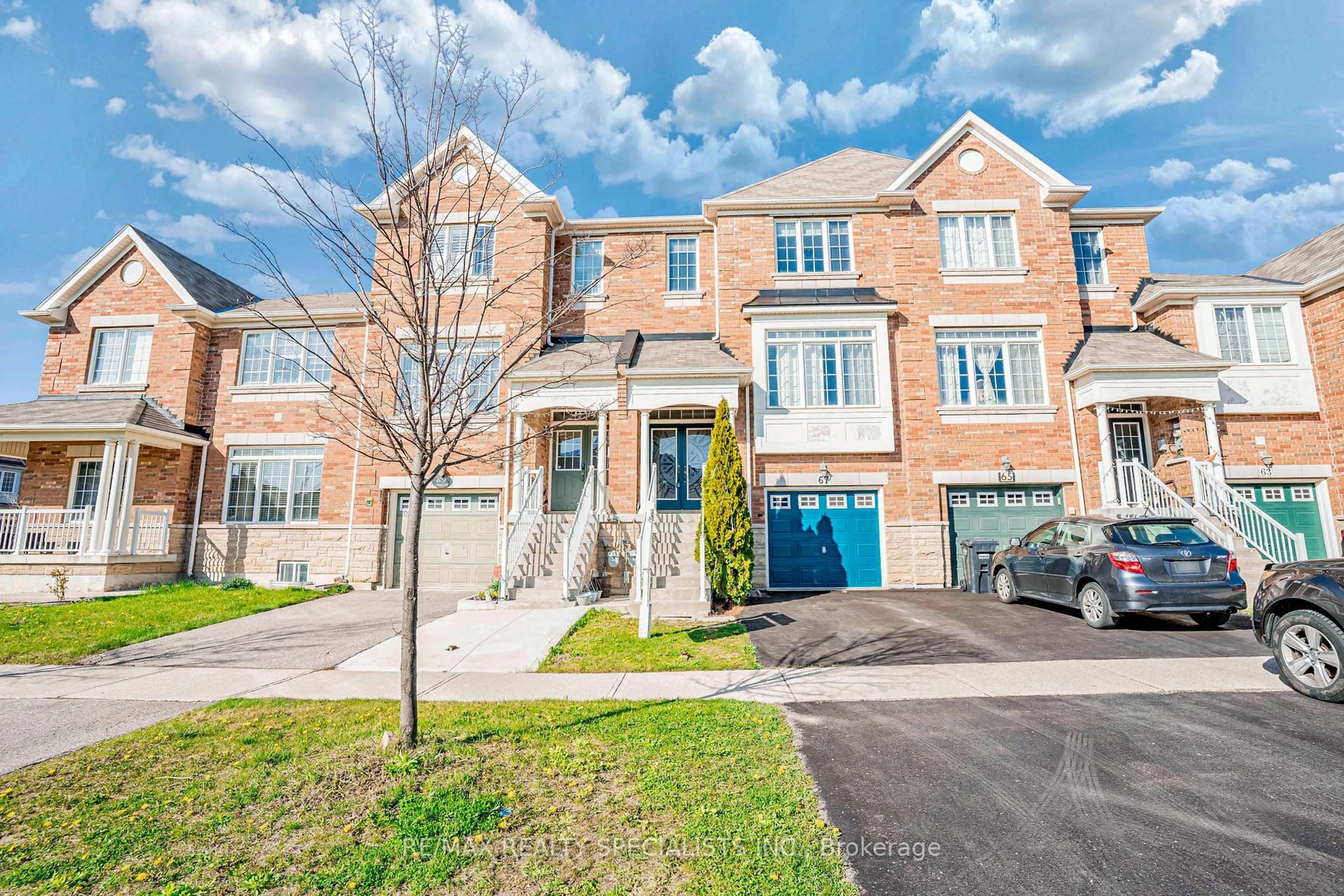 Home with brick exterior material, street for 67 LORENZO Circ, Brampton Ontario L6R 3N4