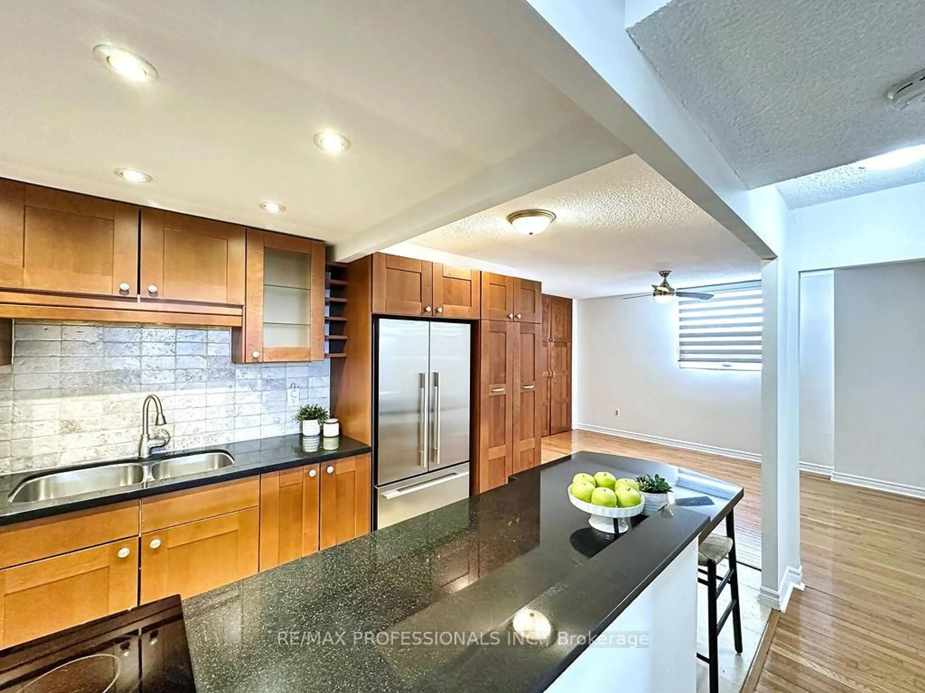 Open concept kitchen, ceramic/tile floor for 299 Mill Rd #1508, Toronto Ontario M9C 4V9