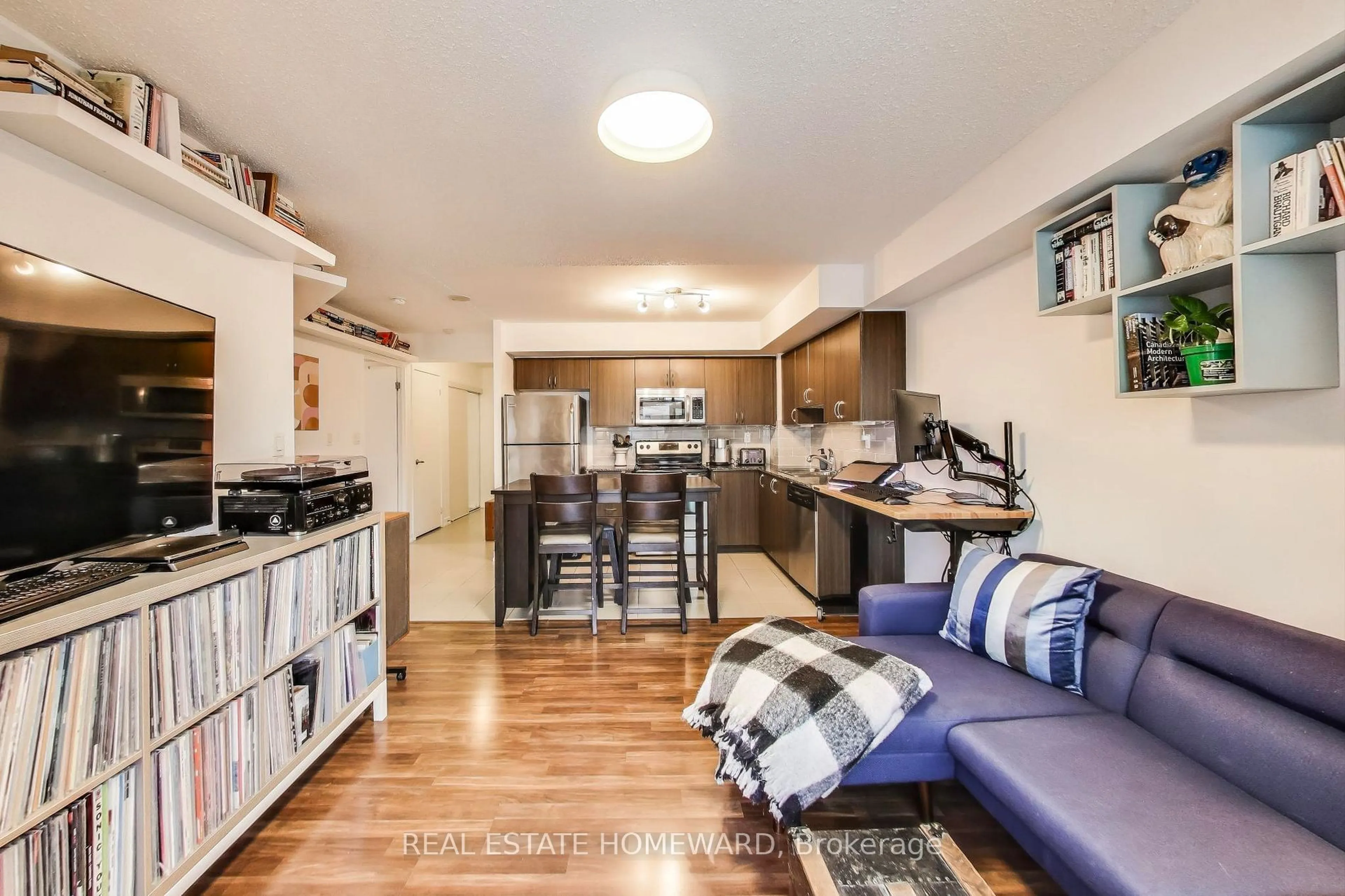 Open concept kitchen, unknown for 816 Lansdowne Ave #406, Toronto Ontario M6H 4K6