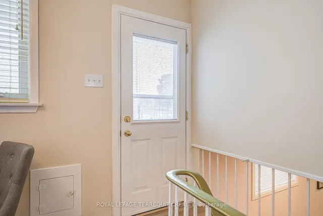 Additional property image - 6 Winterset Cres