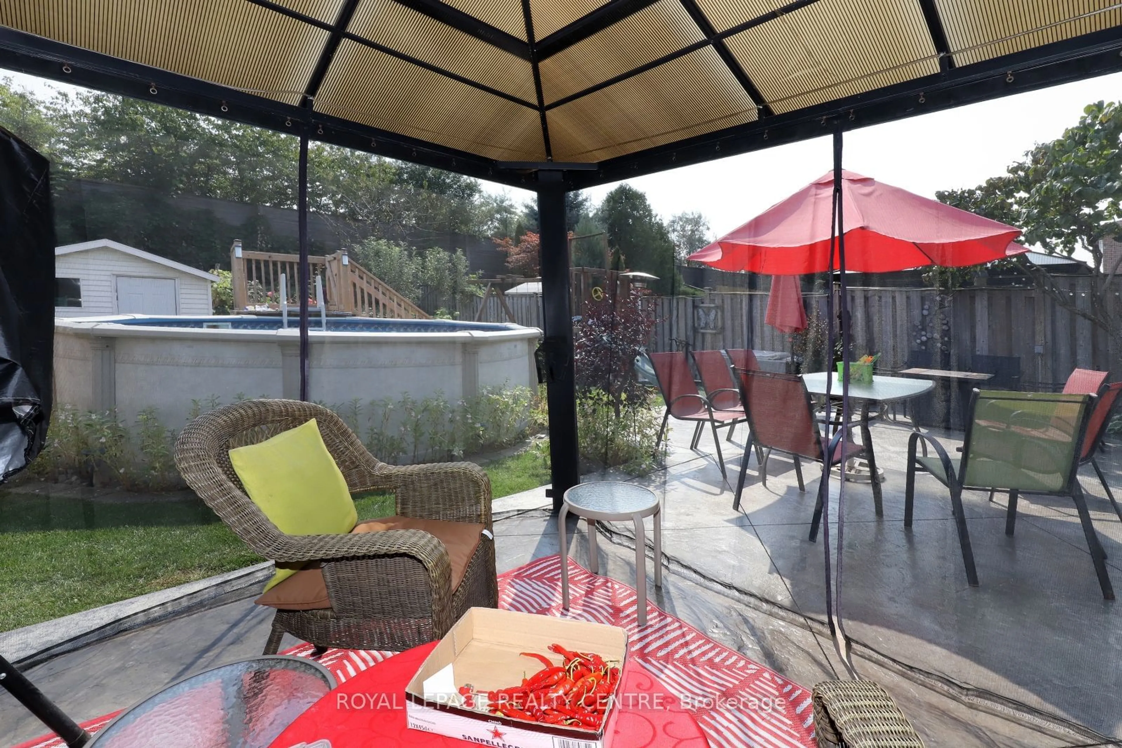 Patio, unknown for 598 Pilcom Crt, Mississauga Ontario L5B 4A3