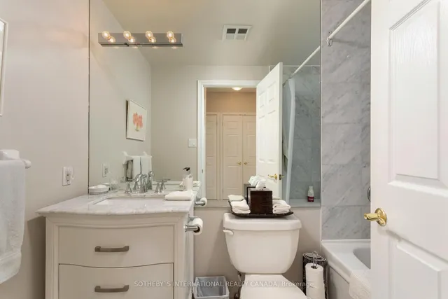 Additional property image - 3085 Bloor St Unit 207