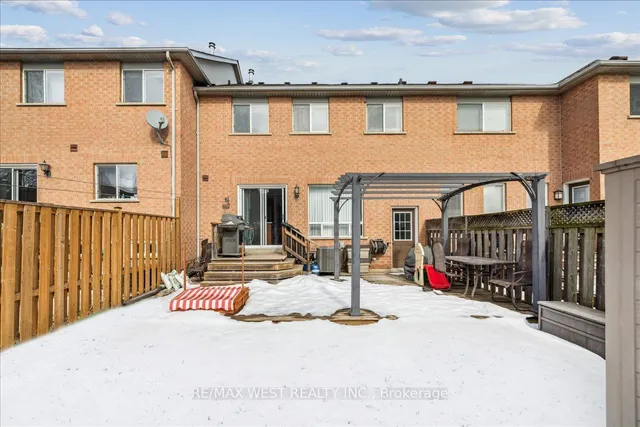 Additional property image - 650 Julia Ave