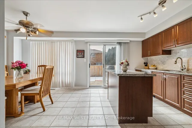 Additional property image - 650 Julia Ave