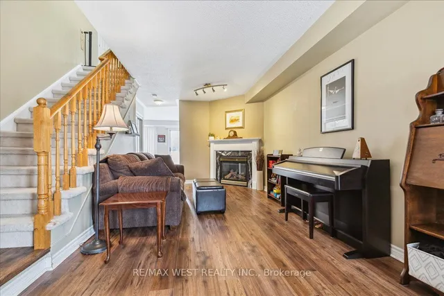 Additional property image - 650 Julia Ave