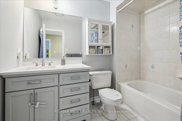 Additional property image - 650 Julia Ave