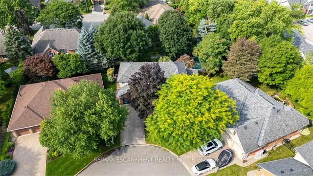 Additional property image - 954 Wintergreen Pl