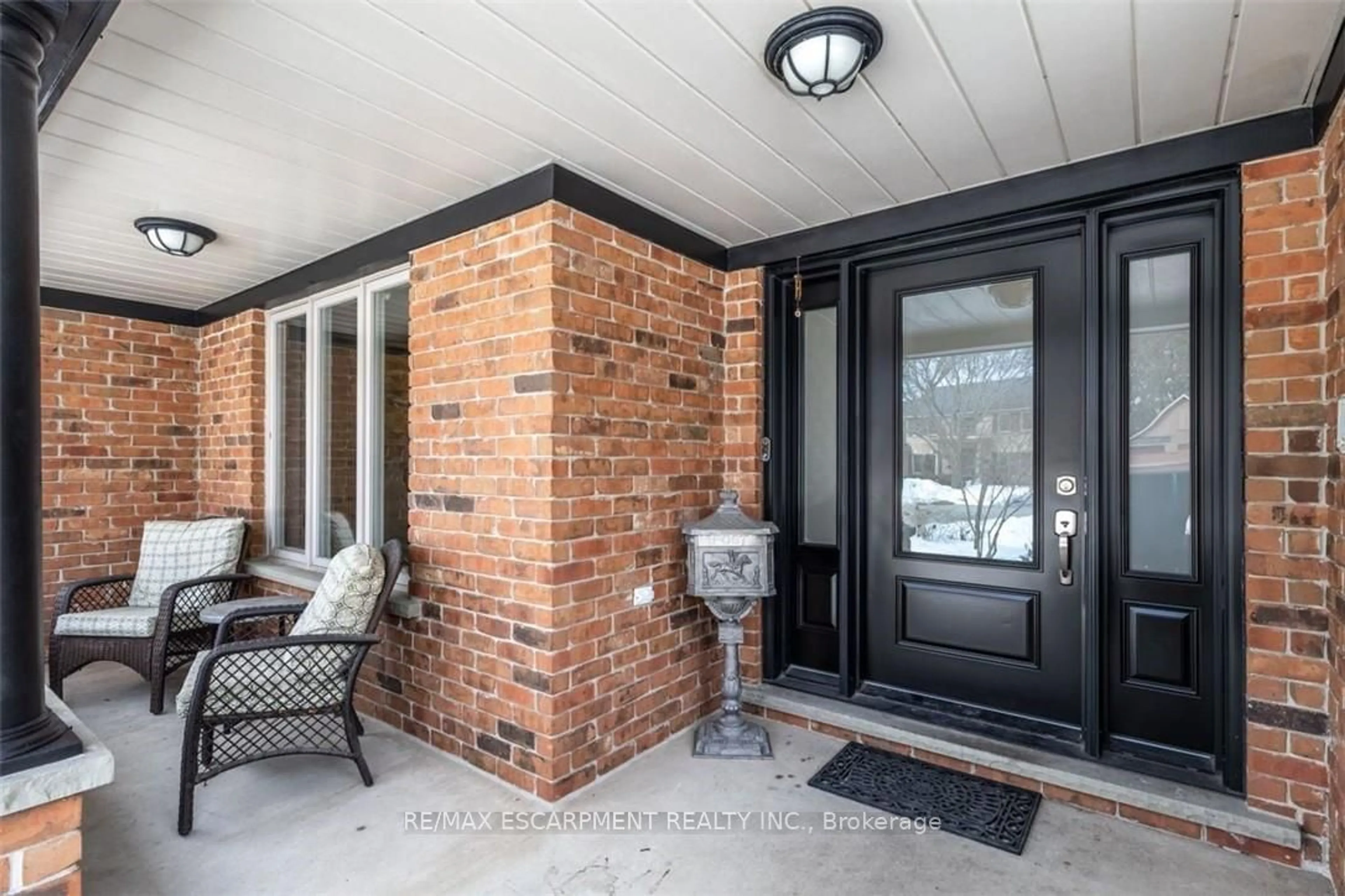 Home with brick exterior material, street for 954 Wintergreen Pl, Burlington Ontario L7T 4K4