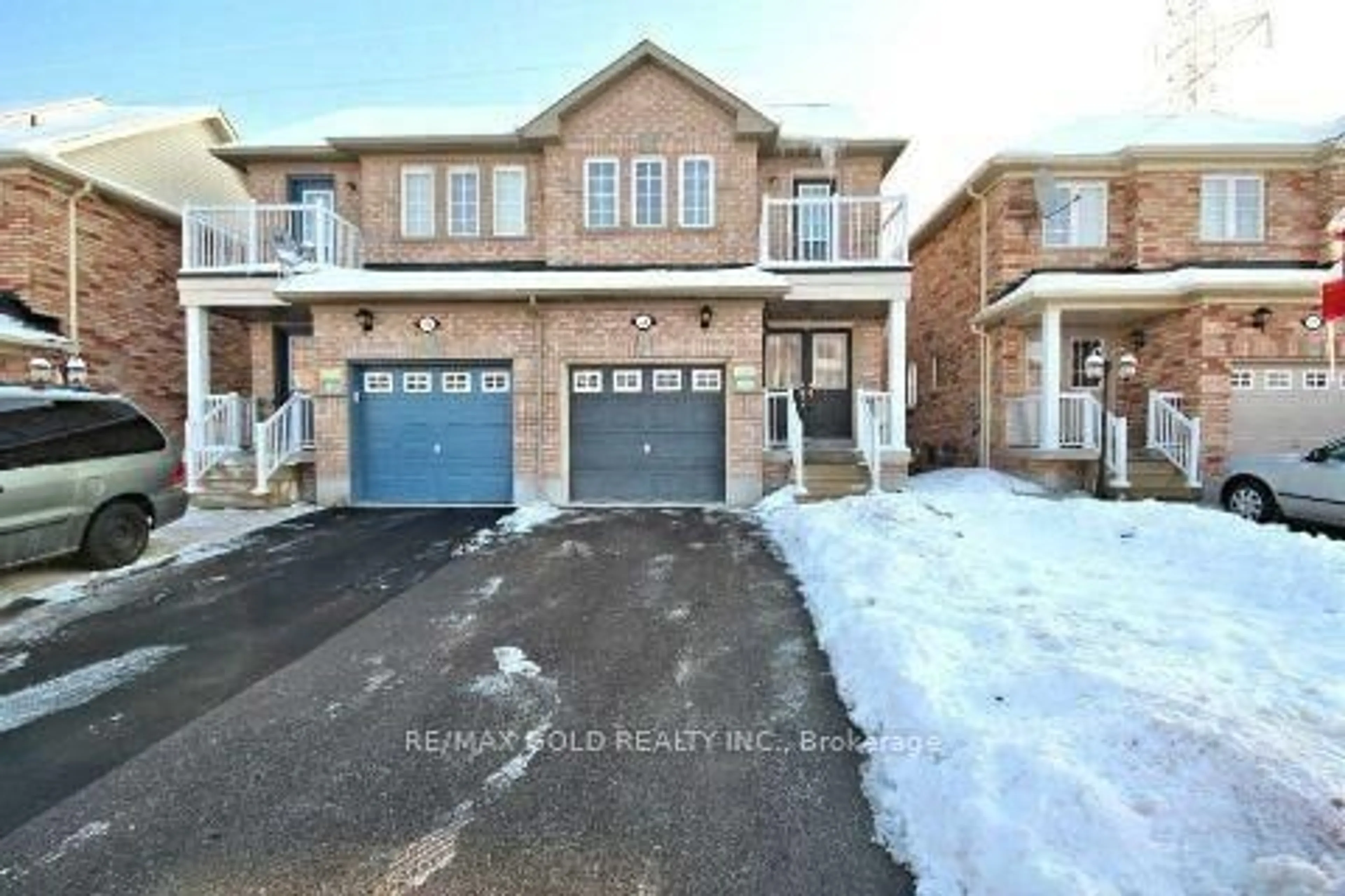 Unknown for 73 Roundstone Dr, Brampton Ontario L6X 0K4