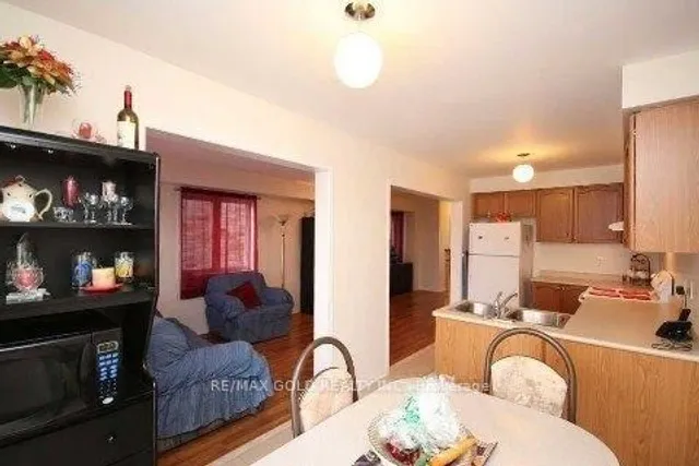 Additional image 4 of 73 Roundstone Dr