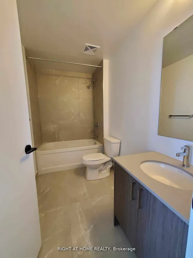 Additional image 10 of 60 George Butchart Dr Unit 509