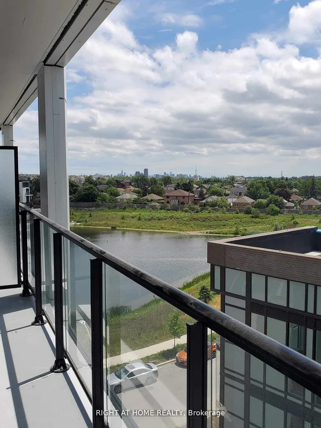 Additional image 9 of 60 George Butchart Dr Unit 509