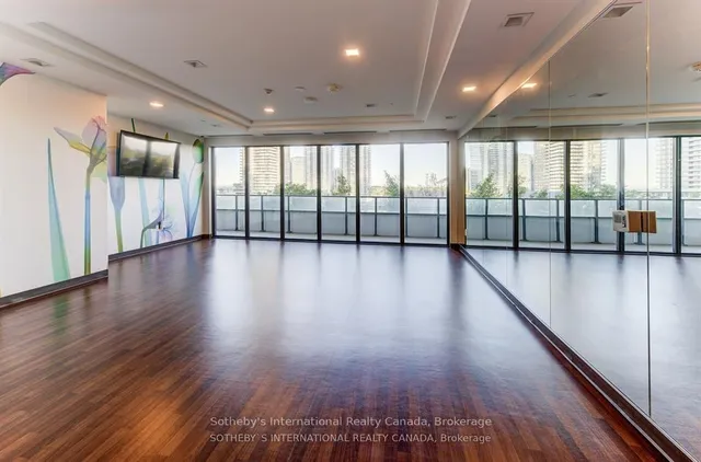 Additional property image - 20 Shore Breeze Dr Unit 906