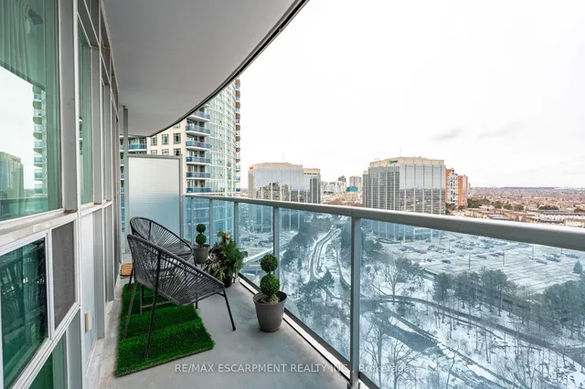 Additional property image - 90 Absolute Ave Unit 1611