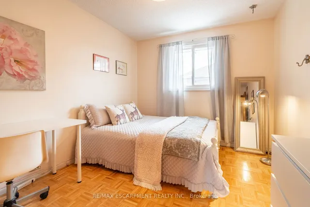 Additional property image - 687 Penny Lane