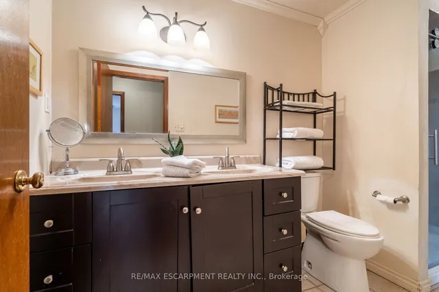 Additional property image - 687 Penny Lane