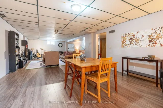 Additional property image - 687 Penny Lane