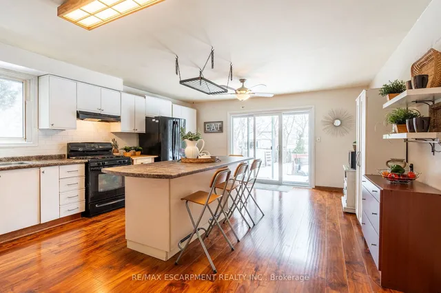 Additional property image - 687 Penny Lane