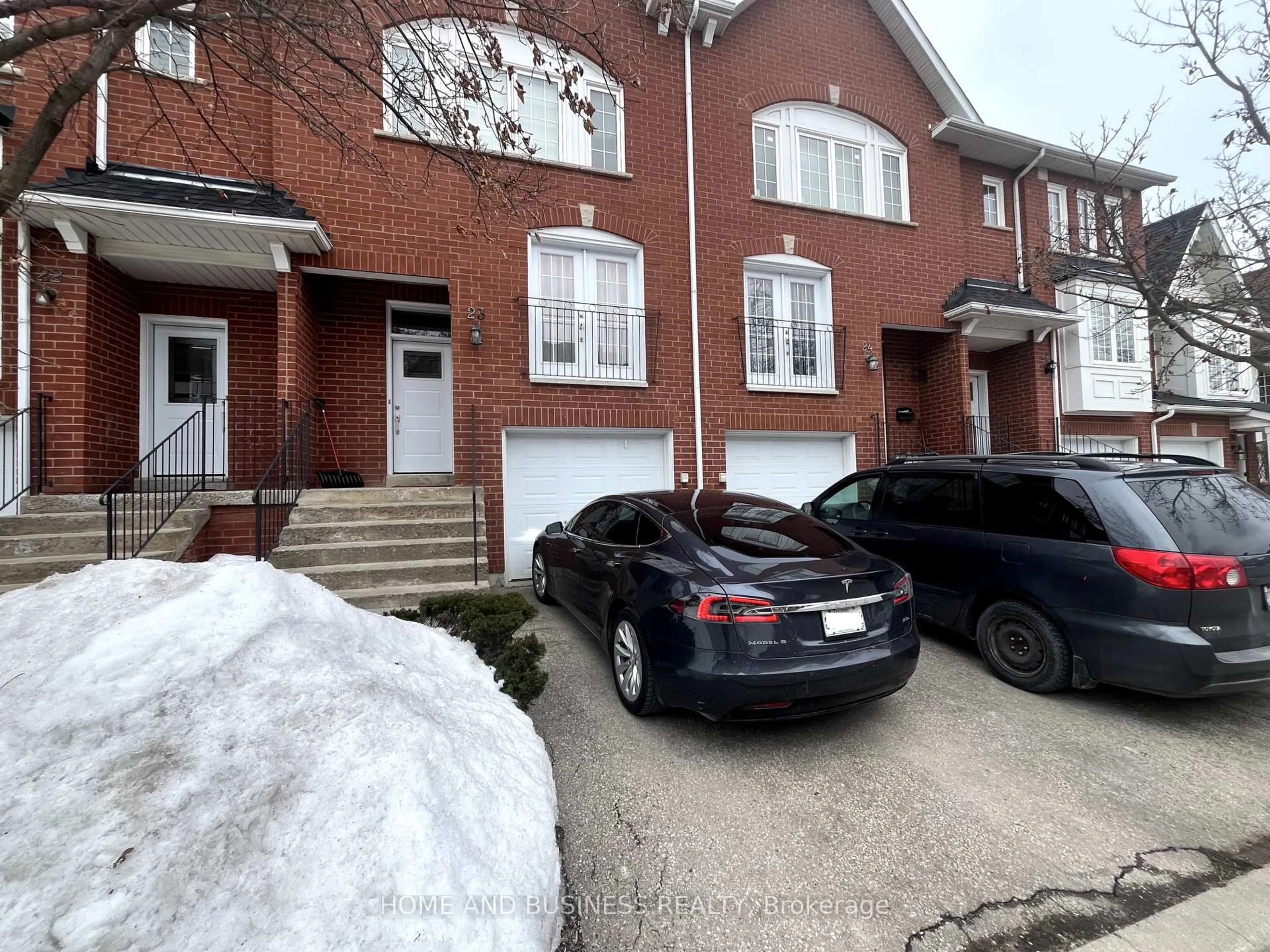 Unknown for 1588 South Parade Crt #23, Mississauga Ontario L5M 6E7