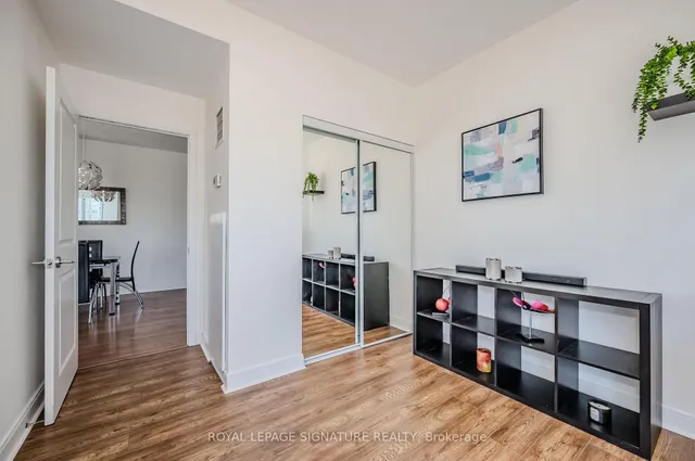 Additional property image - 60 Absolute Ave Unit 1002