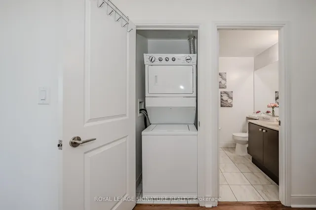 Additional property image - 60 Absolute Ave Unit 1002