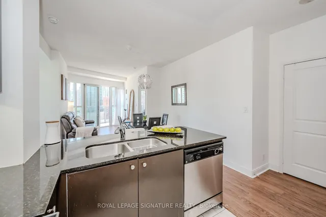 Additional property image - 60 Absolute Ave Unit 1002