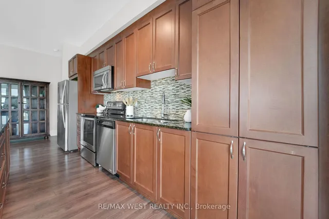 Additional property image - 45 Yorkland Blvd Unit 903