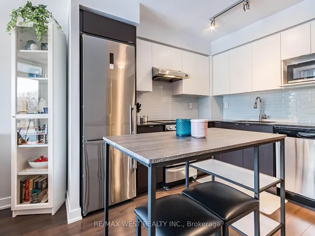 Additional property image - 160 Flemington Rd Unit 418