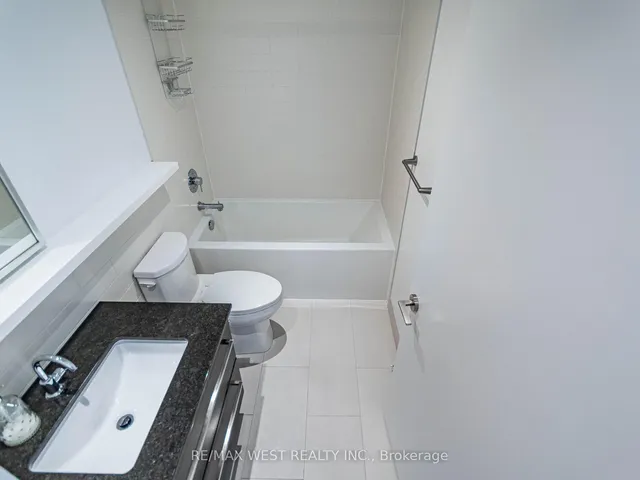 Additional property image - 160 Flemington Rd Unit 418