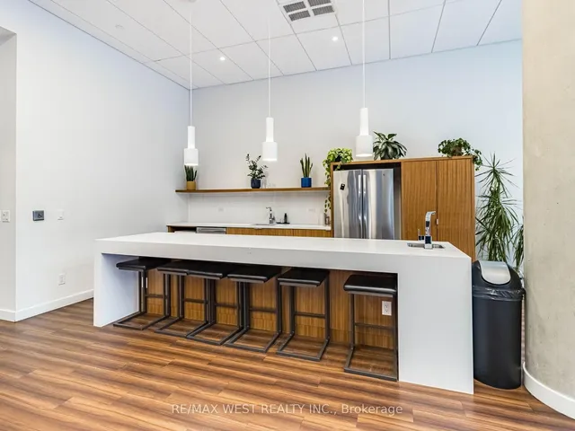 Additional property image - 160 Flemington Rd Unit 418
