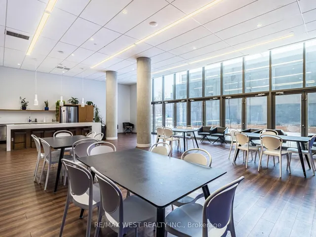 Additional property image - 160 Flemington Rd Unit 418