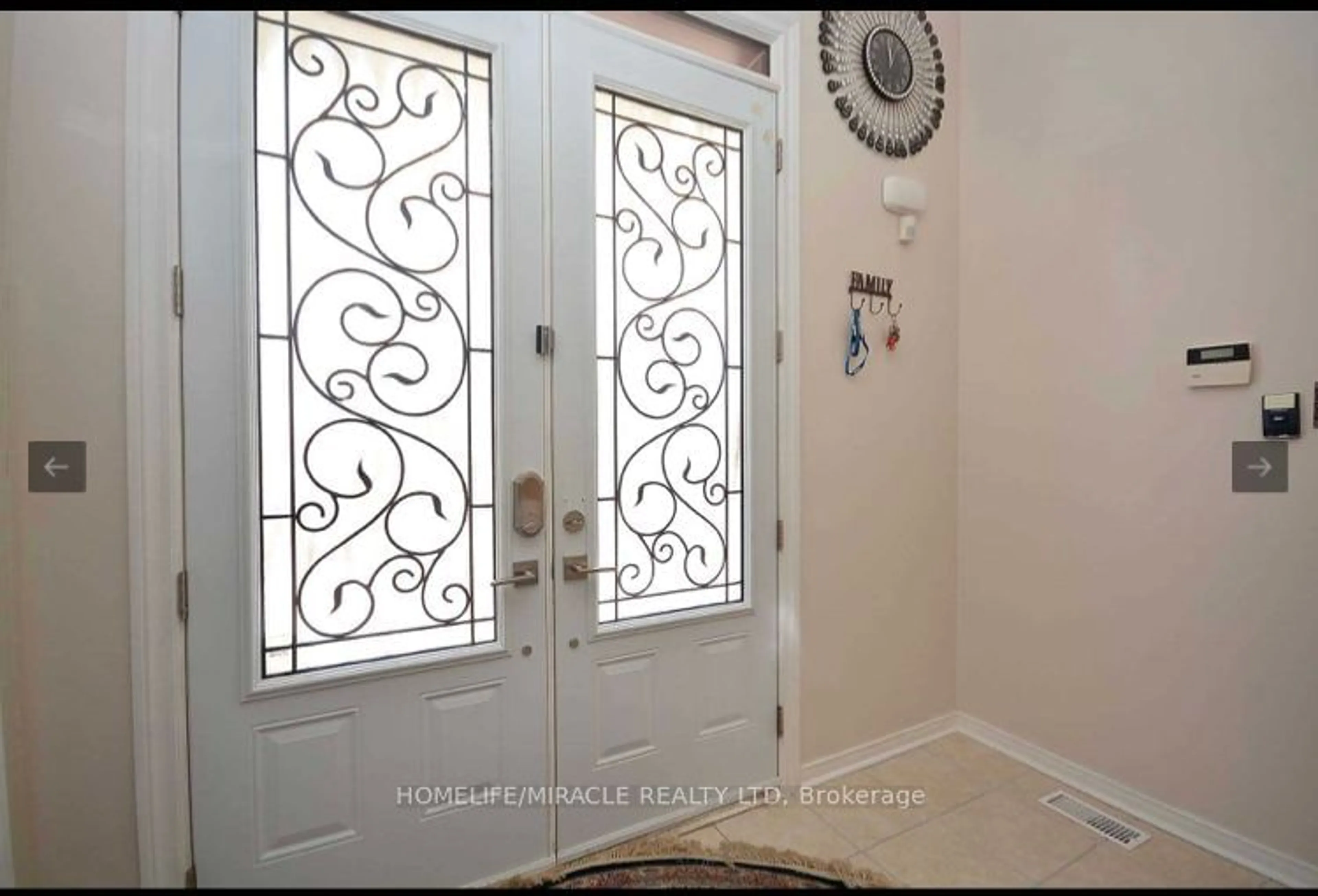 Indoor entryway for 126 Edenbrook Hill Dr, Brampton Ontario L7A 2R2