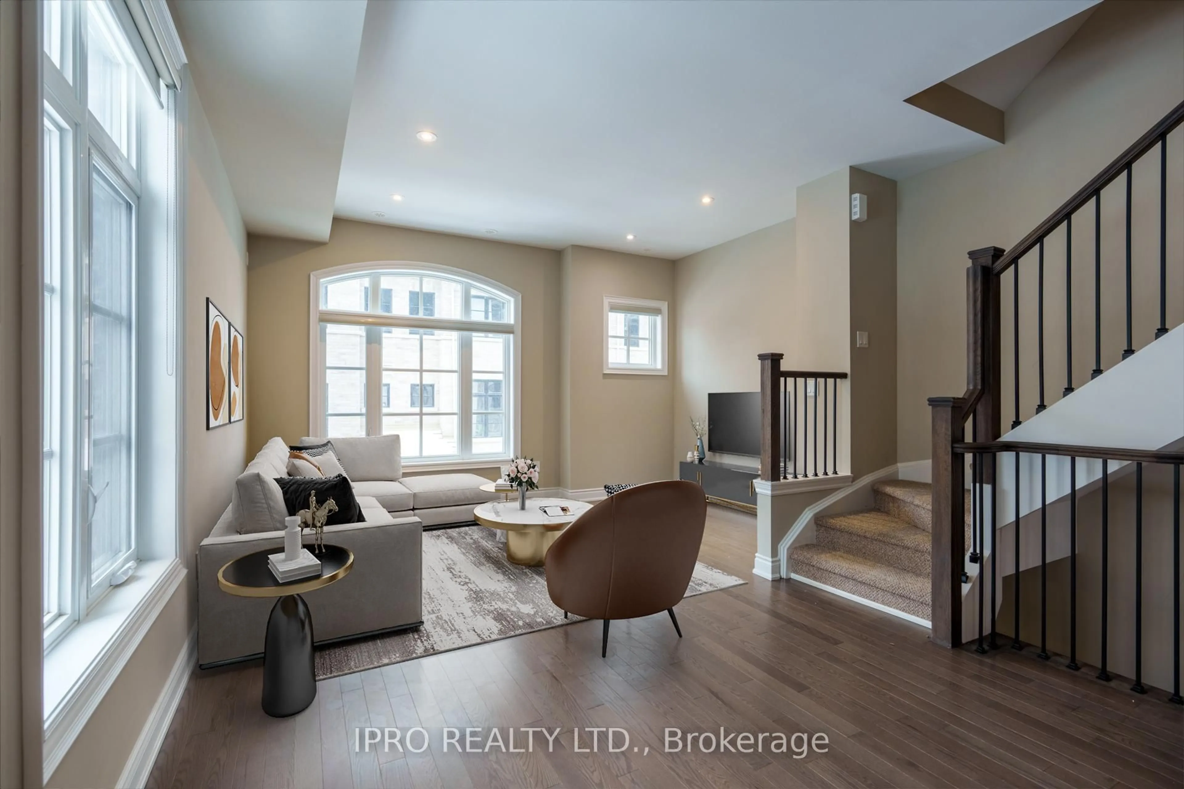 Living room with furniture, wood/laminate floor for 50 Lunar Cres #156, Mississauga Ontario L5M 2R4