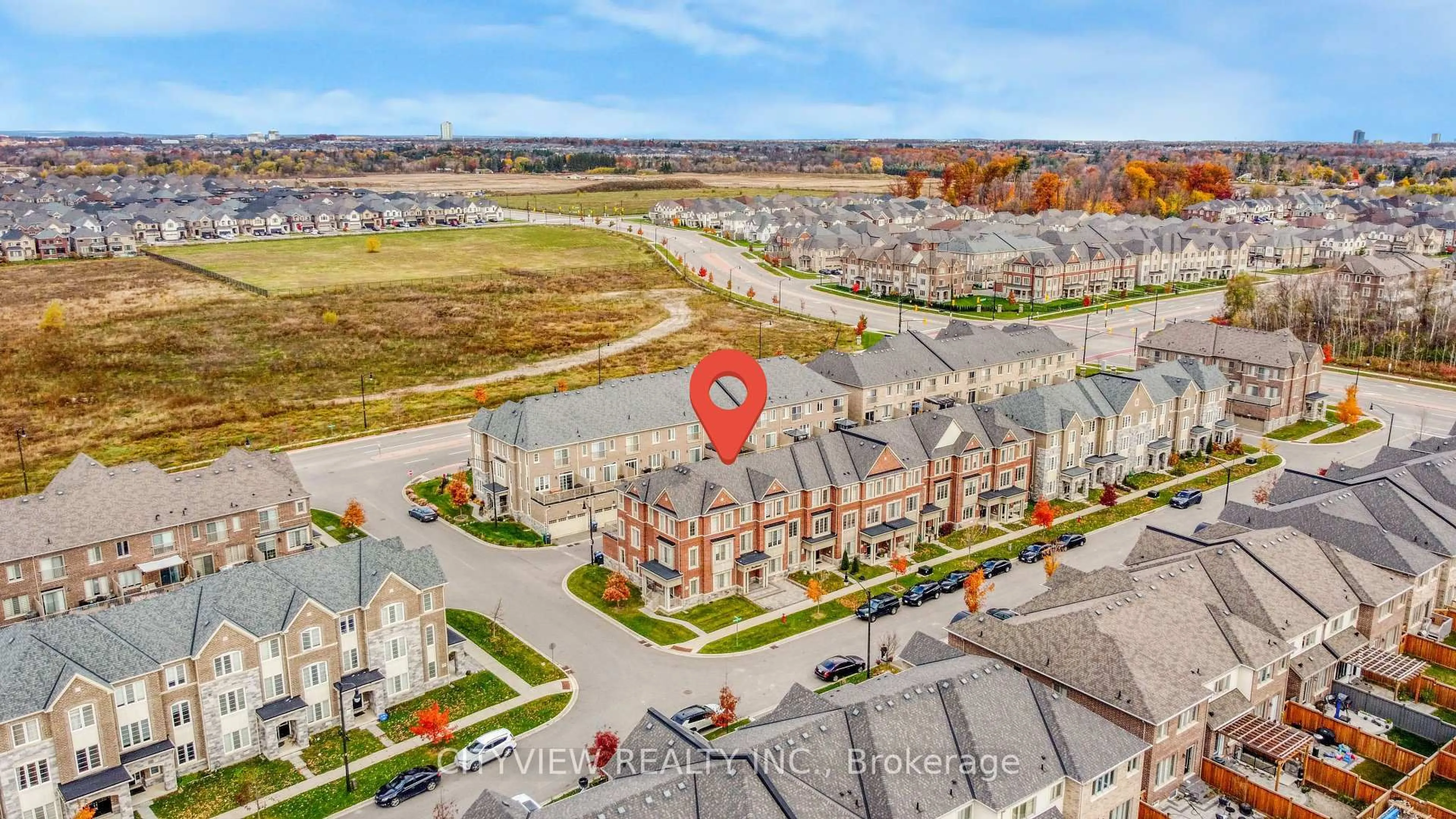 A pic from outside/outdoor area/front of a property/back of a property/a pic from drone, unknown for 30 Brushwood Dr, Brampton Ontario L6Y 0E3