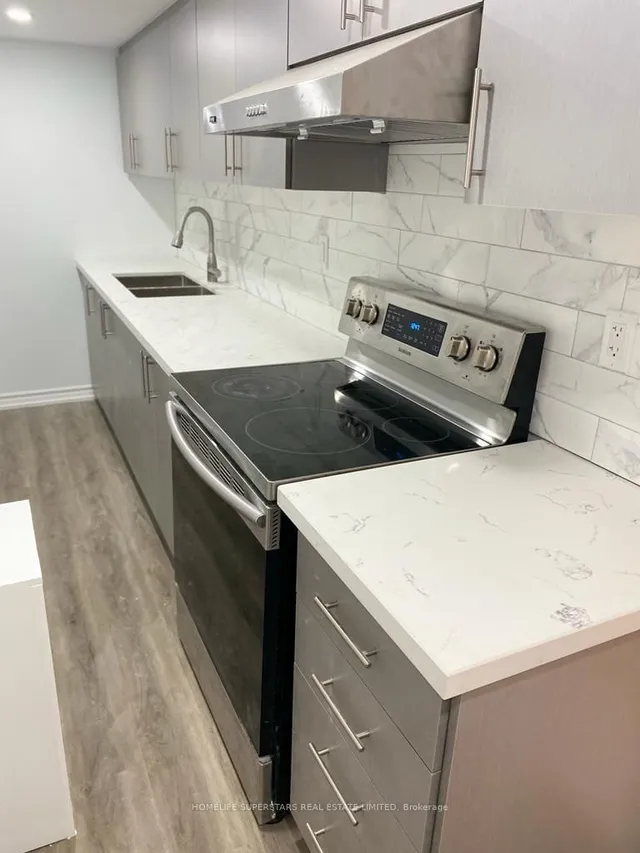 Additional property image - 1374 Rose Way