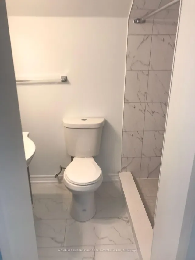 Additional property image - 1374 Rose Way