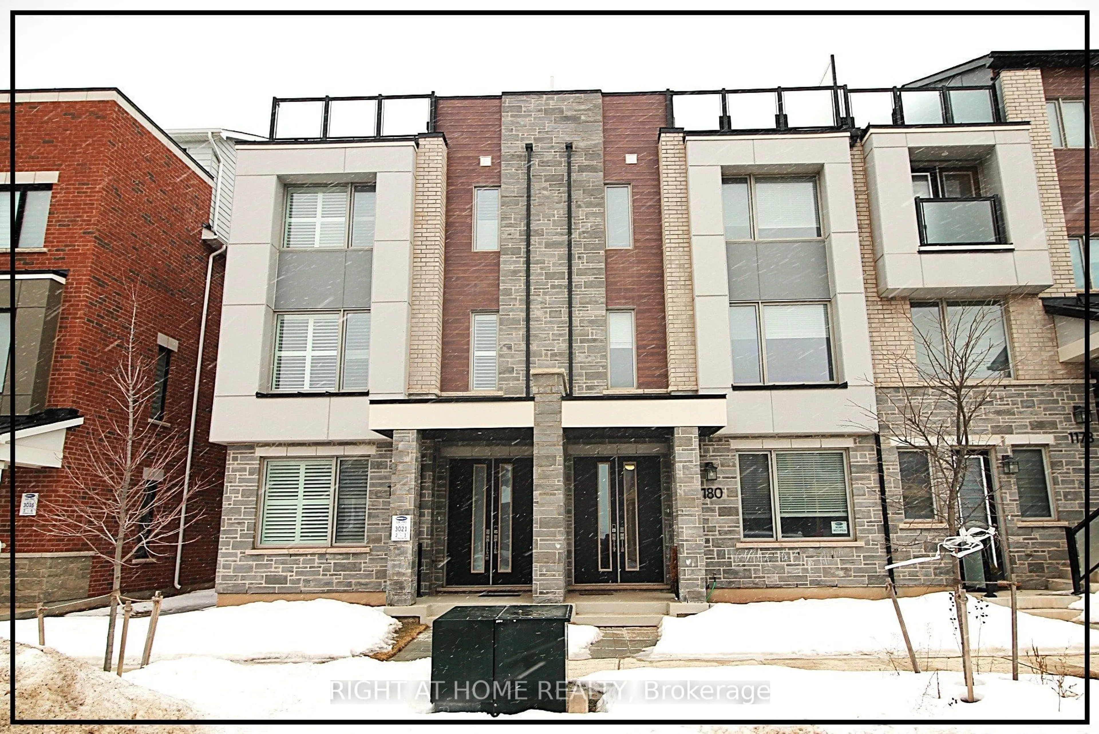 Home with brick exterior material, building for 1180 Wheat Boom Dr, Oakville Ontario L6H 7W4