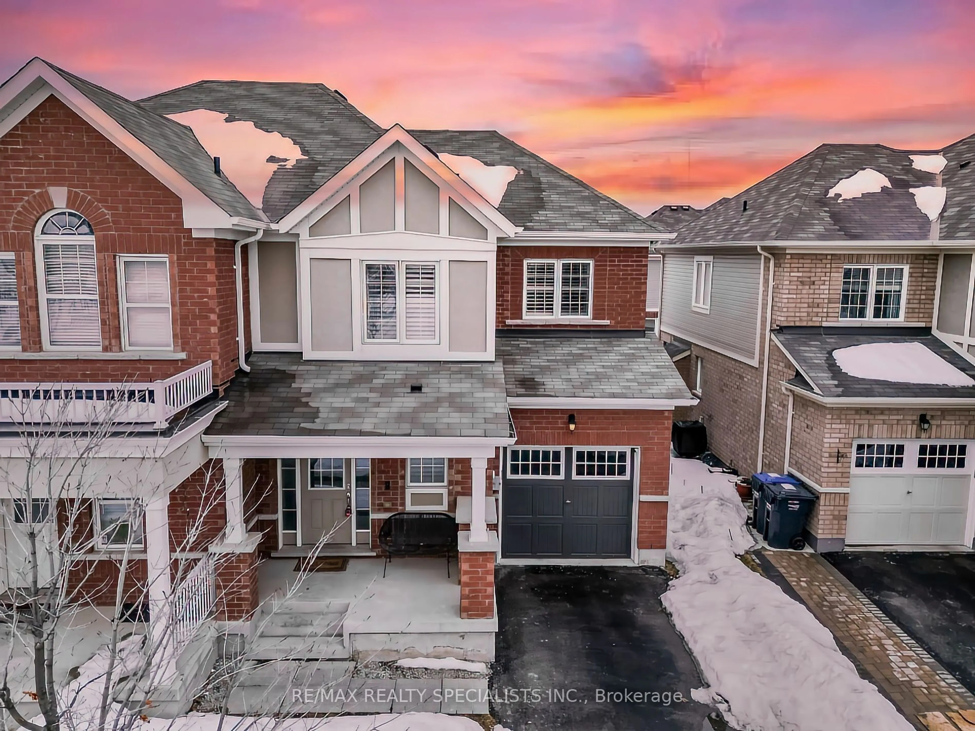 A pic from outside/outdoor area/front of a property/back of a property/a pic from drone, mountain view for 13 Quasar St, Brampton Ontario L7A 4P4