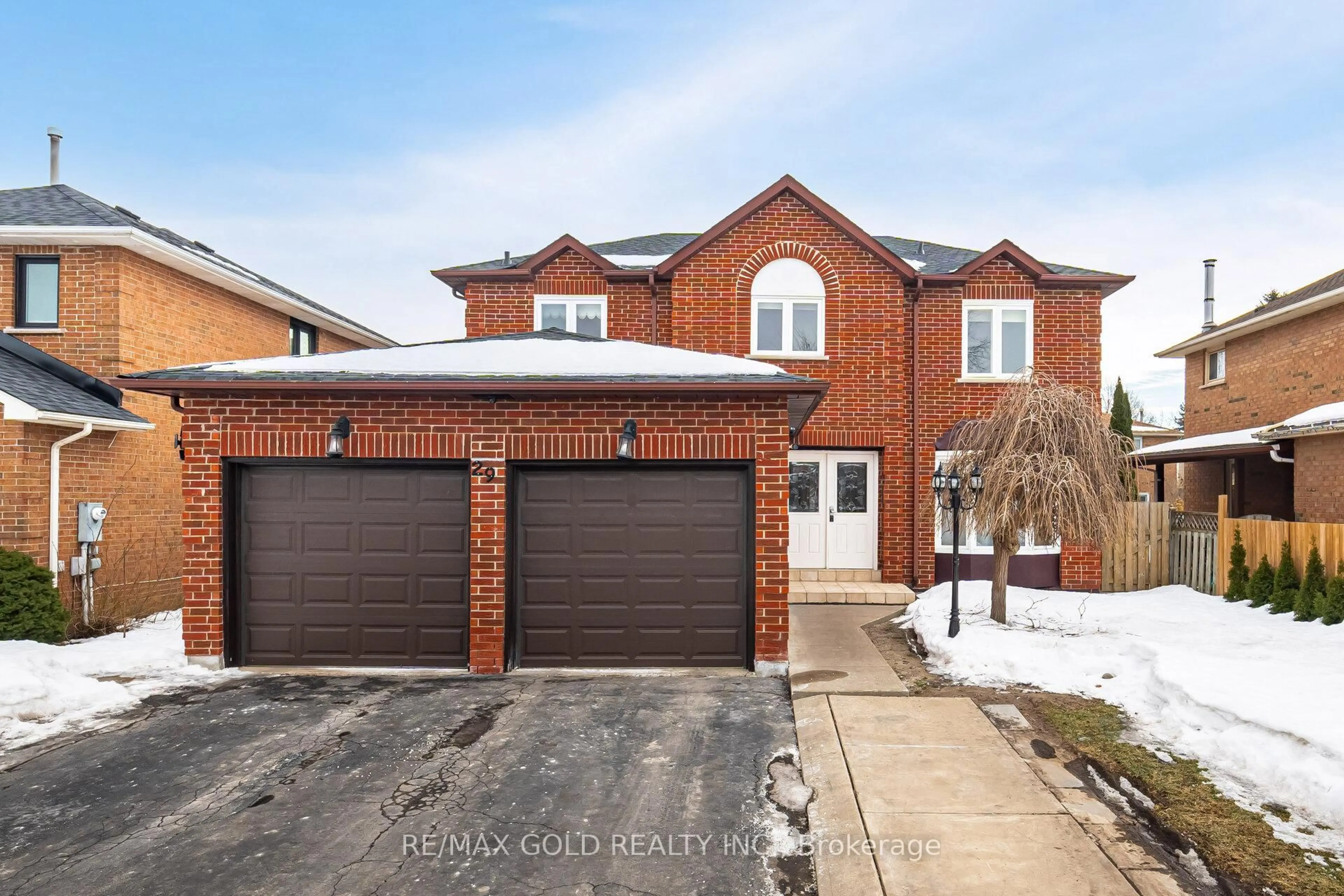 Home with brick exterior material, street for 29 Brydon Cres, Brampton Ontario L6X 3K2