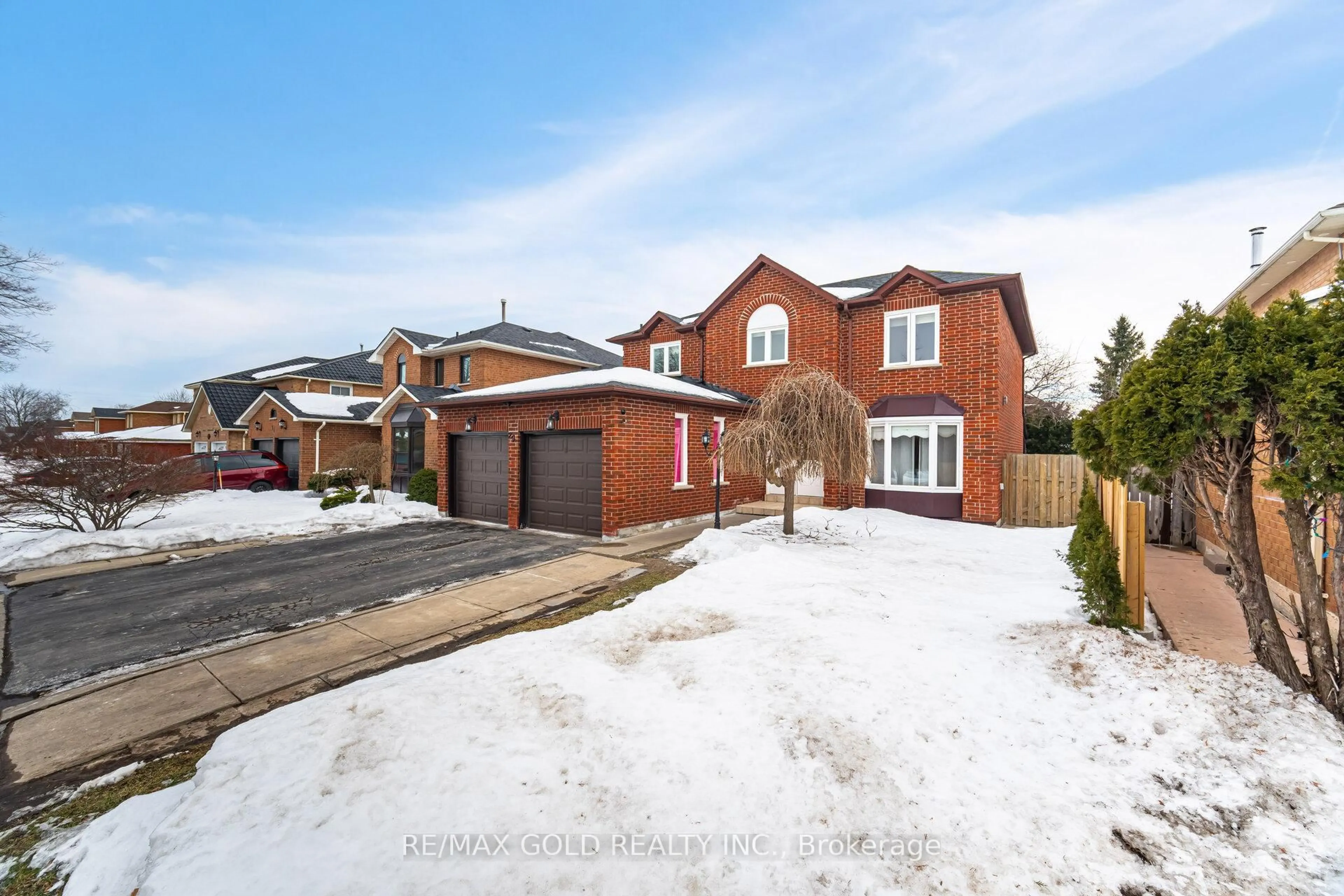 Home with brick exterior material, street for 29 Brydon Cres, Brampton Ontario L6X 3K2