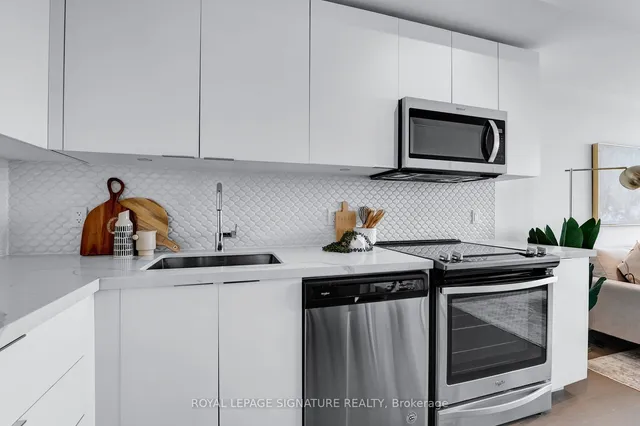 Additional property image - 30 Shore Breeze Dr Unit 3111