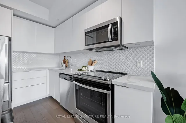 Additional property image - 30 Shore Breeze Dr Unit 3111