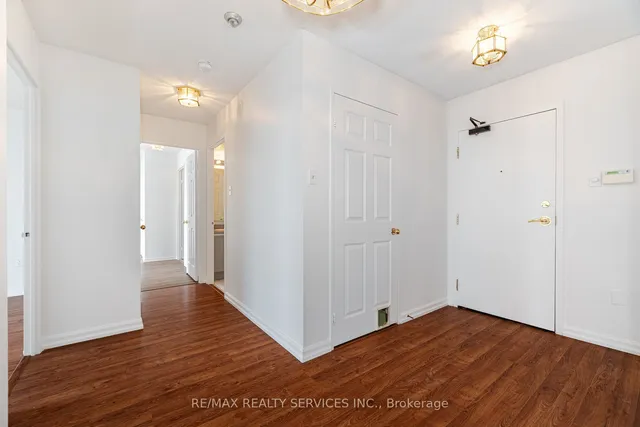 Additional property image - 20 Cherrytree Dr Unit 1210