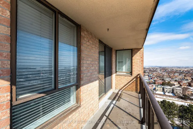 Additional property image - 20 Cherrytree Dr Unit 1210