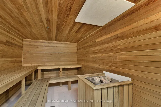 Additional property image - 20 Cherrytree Dr Unit 1210