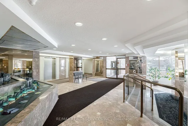 Additional property image - 20 Cherrytree Dr Unit 1210