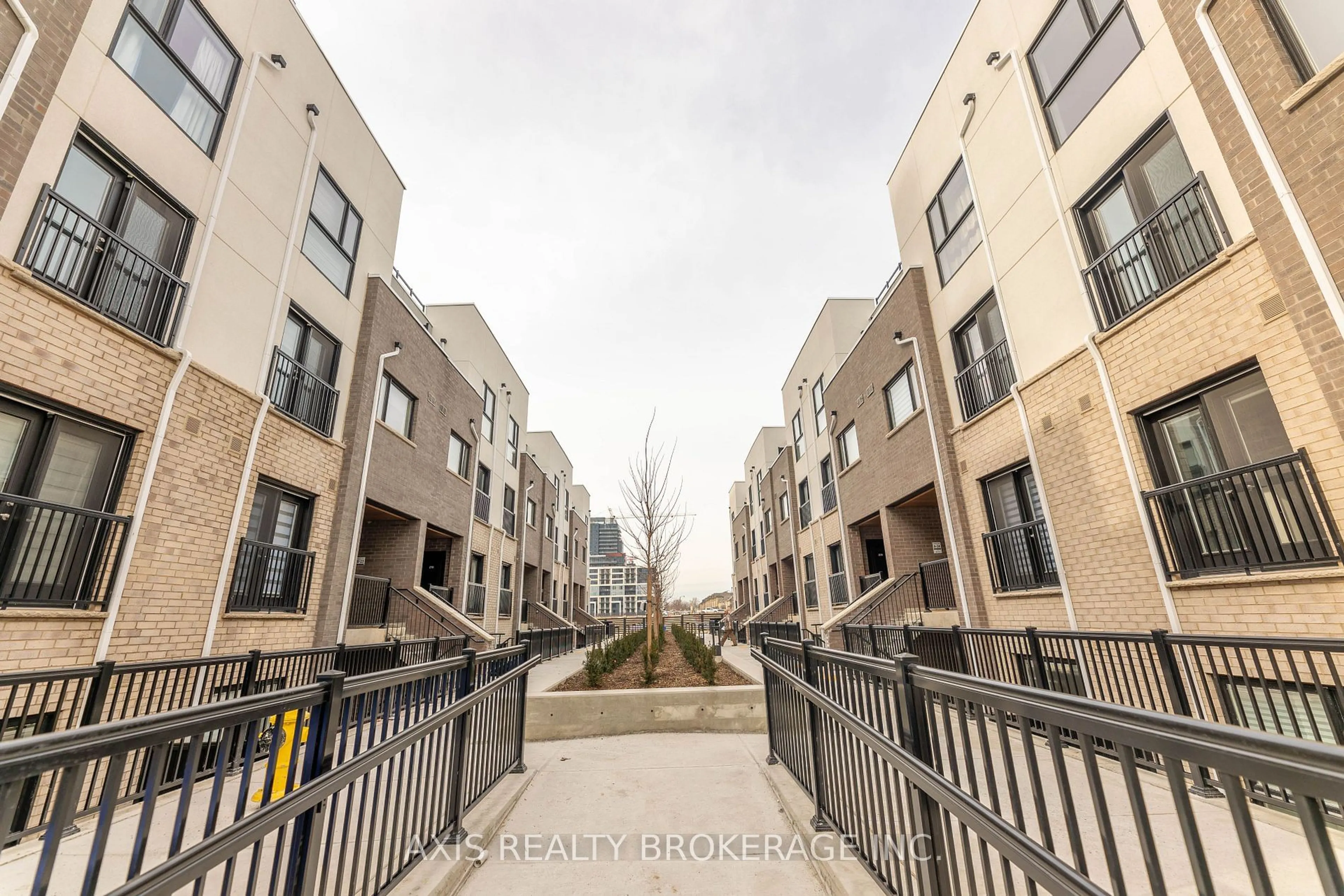 A pic from outside/outdoor area/front of a property/back of a property/a pic from drone, street for 349 Wheat Boom Dr #324, Oakville Ontario L6H 7X5