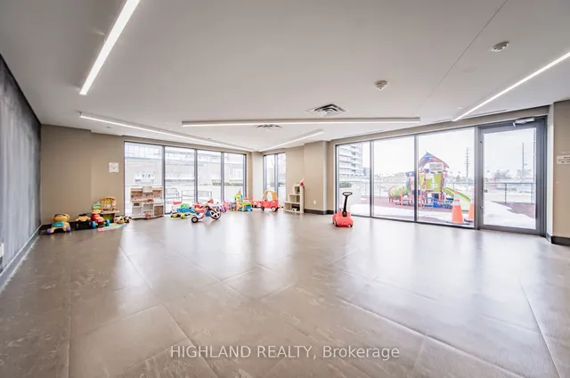 Additional property image - 5033 Four Springs Ave Unit 1319