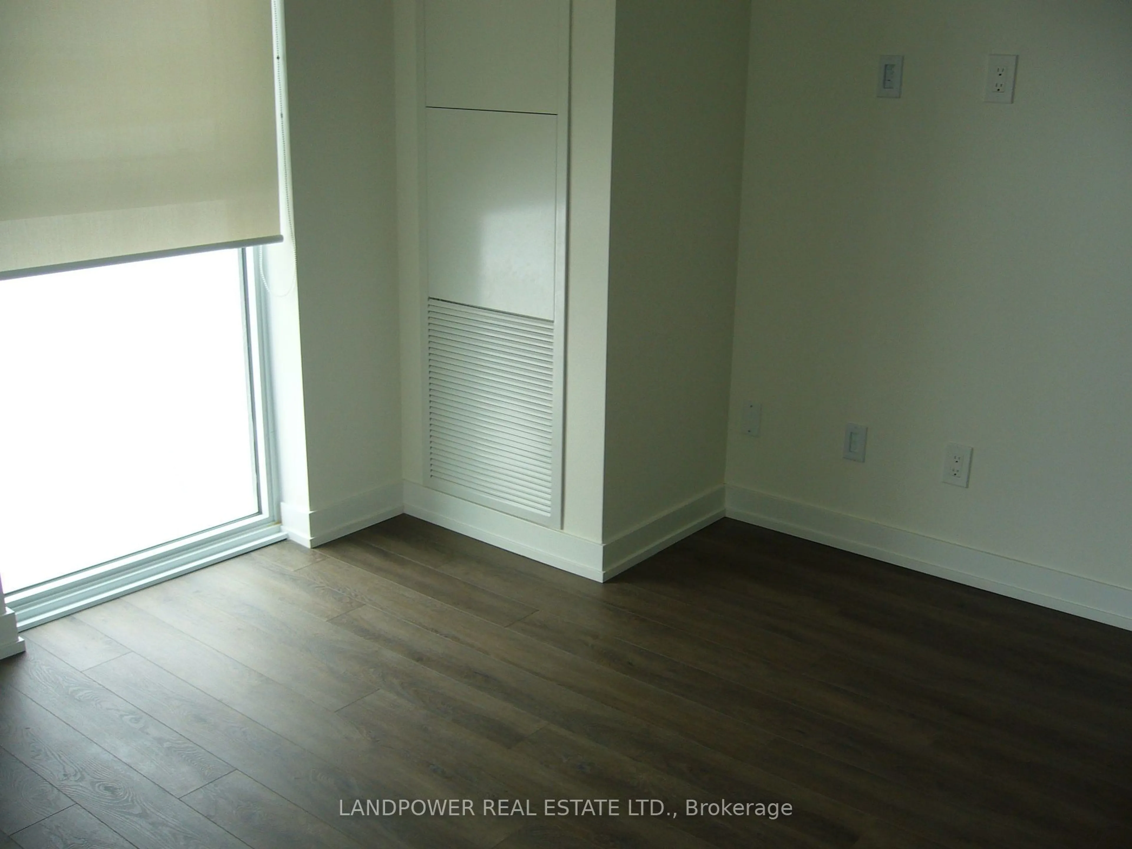 A pic of a room for 345 Wheat Boom Dr #1003, Oakville Ontario L6H 7X4